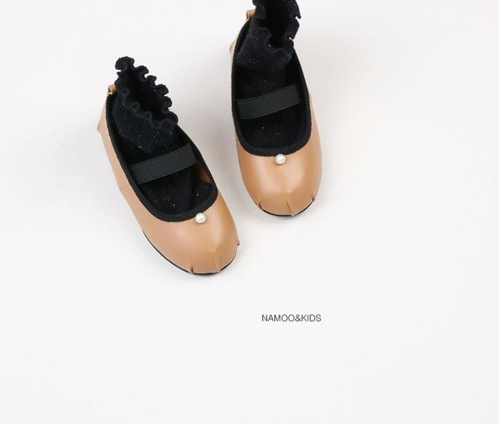 Namoo & Kids - Korean Children Fashion - #kidzfashiontrend - Laon Pearl Mary Janes - 4