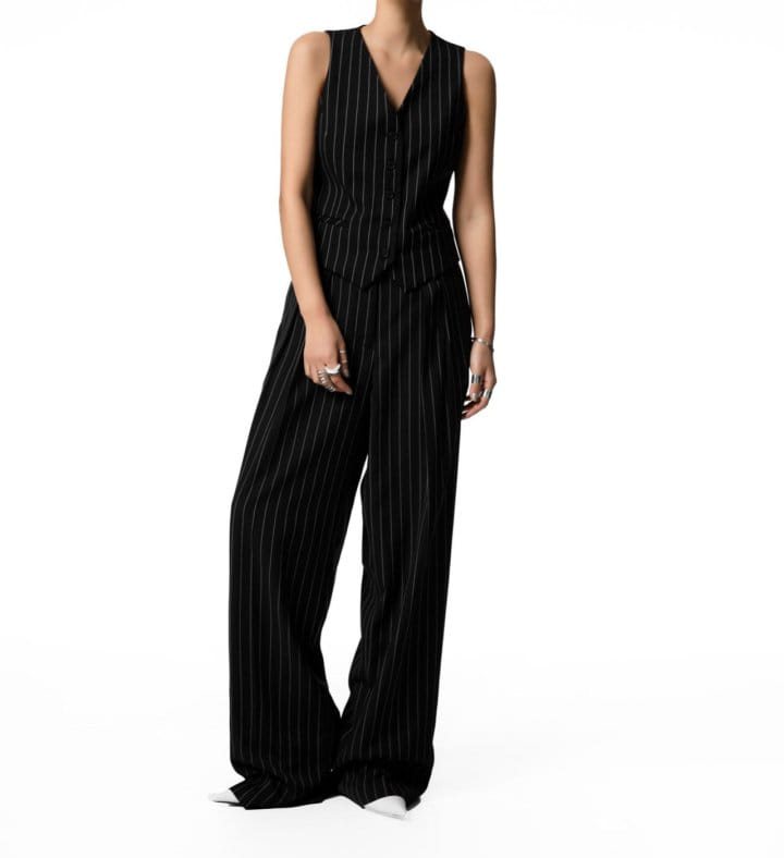 Paper Moon - Korean Women Fashion - #momslook - Wide Pin Stripe Set Up Suit Pleated Trousers - 3