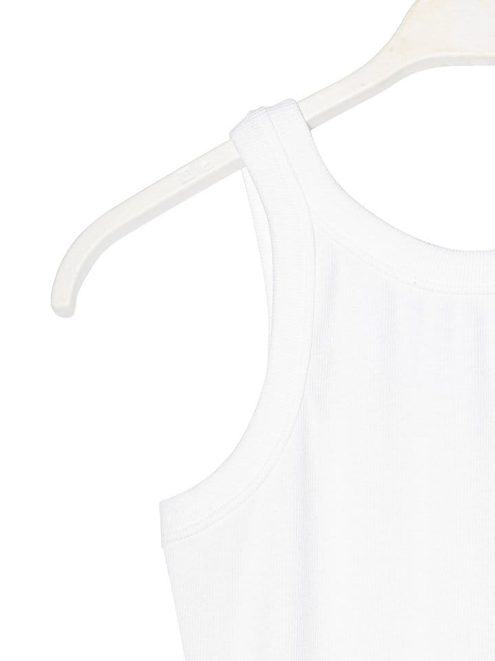 Paper Moon - Korean Women Fashion - #momslook - Ribbed Cropped Tank Sleeveless Top - 11