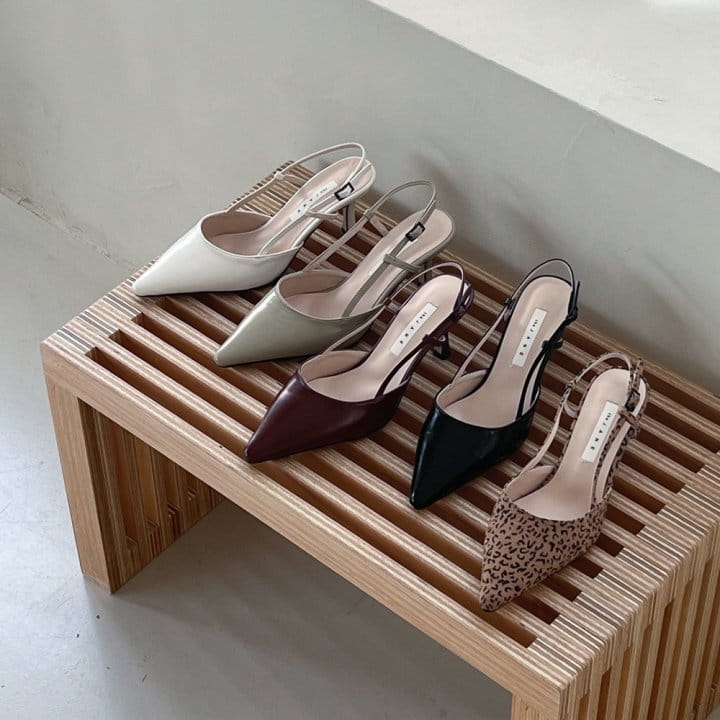 Ssangpa - Korean Women Fashion - #momslook - UDC 3166 Slipper & Sandals - 11
