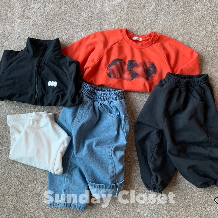 Sunday Closet - Korean Children Fashion - #magicofchildhood - Globe Sweatshirt - 7