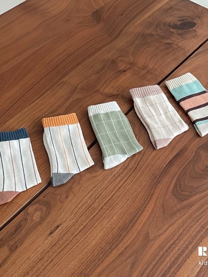 Line Check 5pc Socks Set