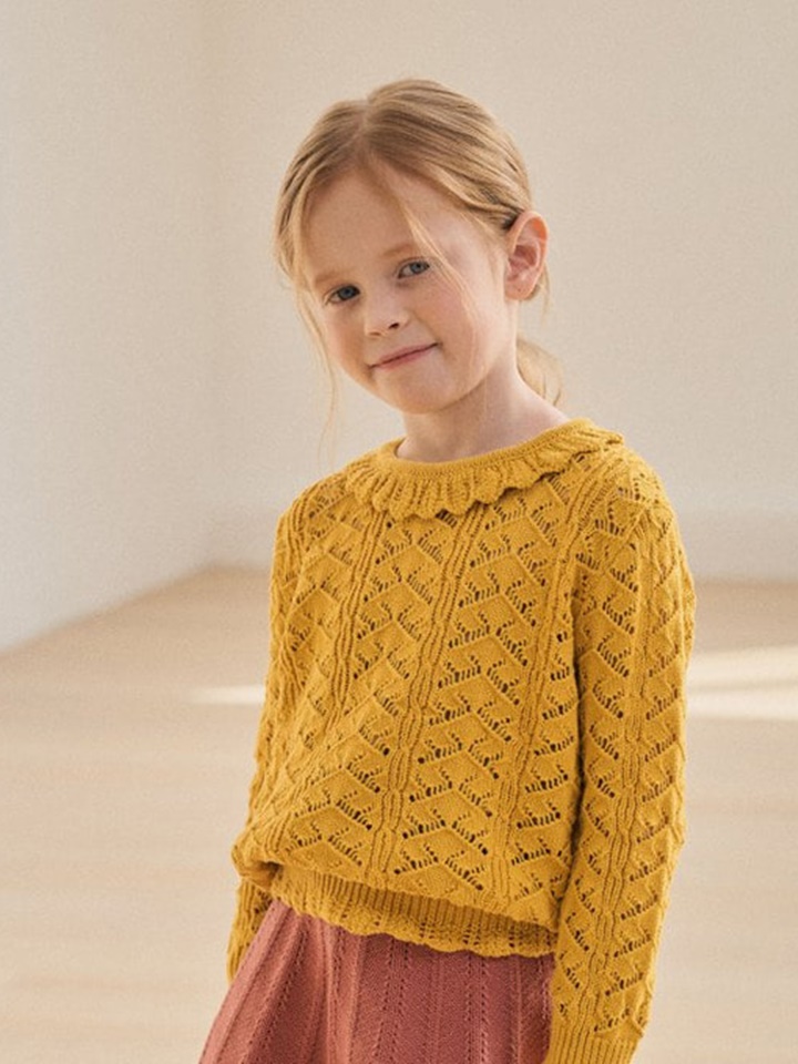 Punching Collar Knit