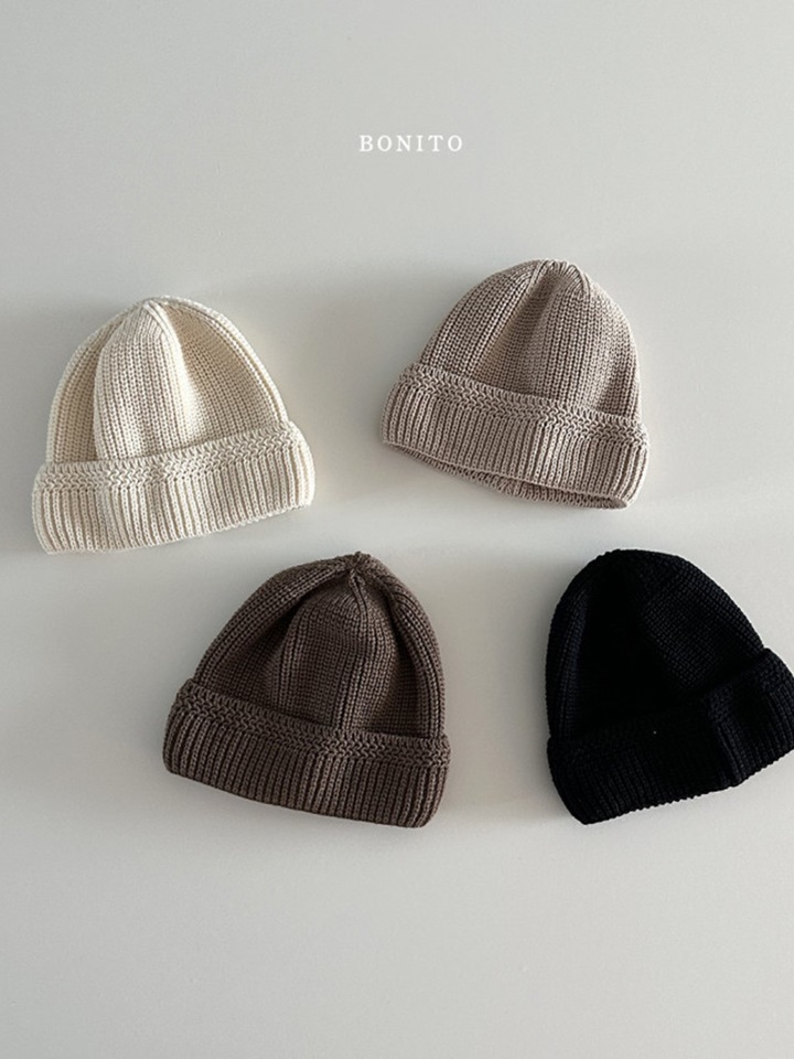 New Knit Short Beanie