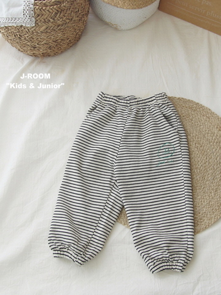 ST Embroidery Jogger Pants