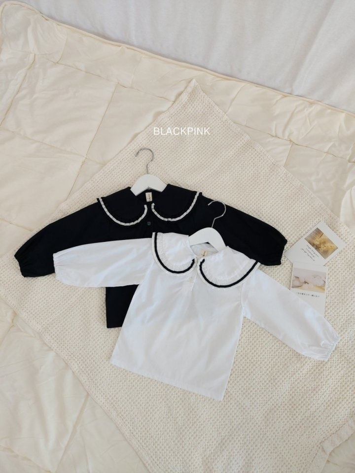 Wrinkle Tape Blouse