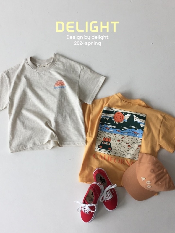California Box Tee With Mom