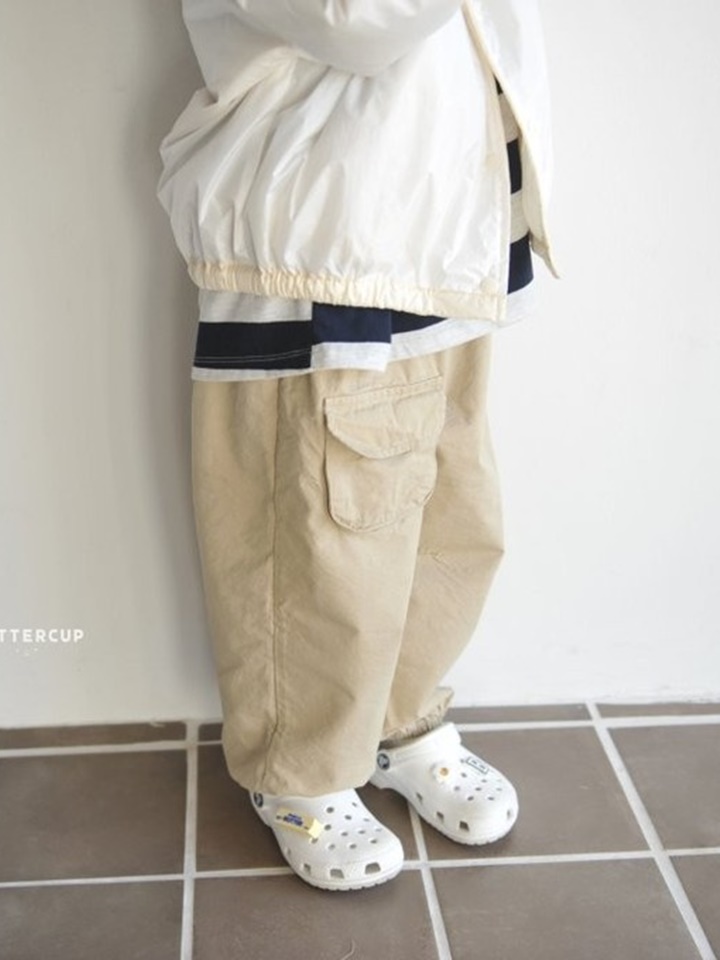 One Pocket Cargo Pants