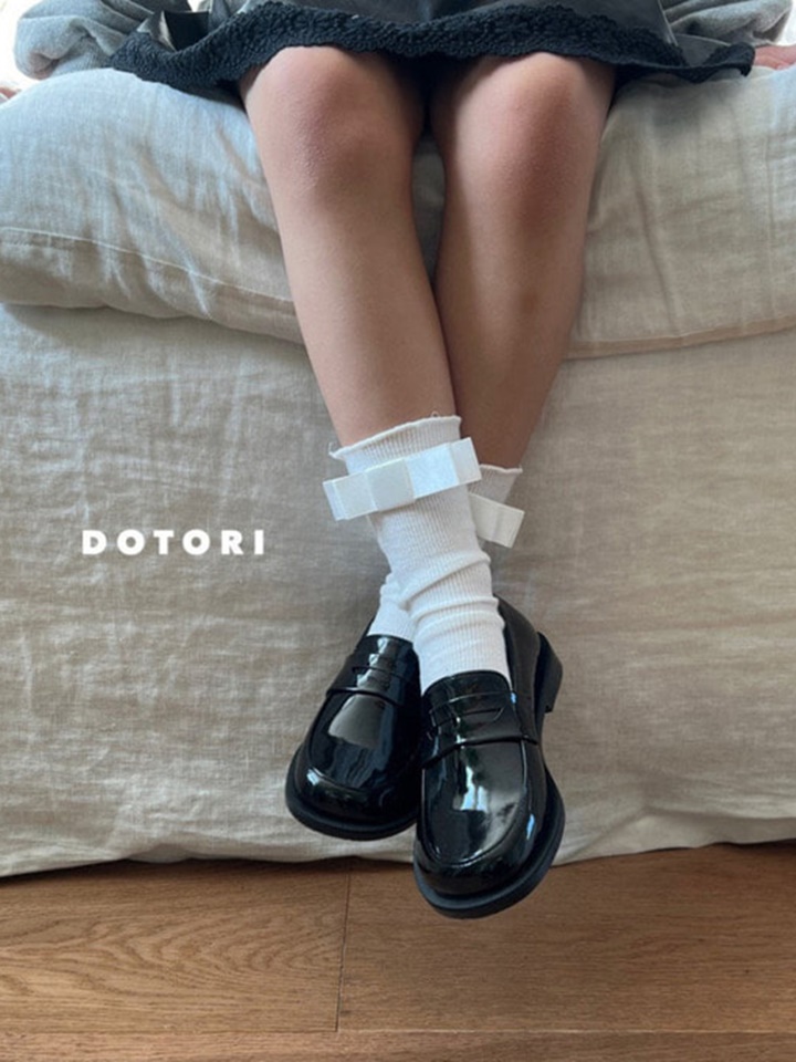 Rib Ribbon Knee Socks