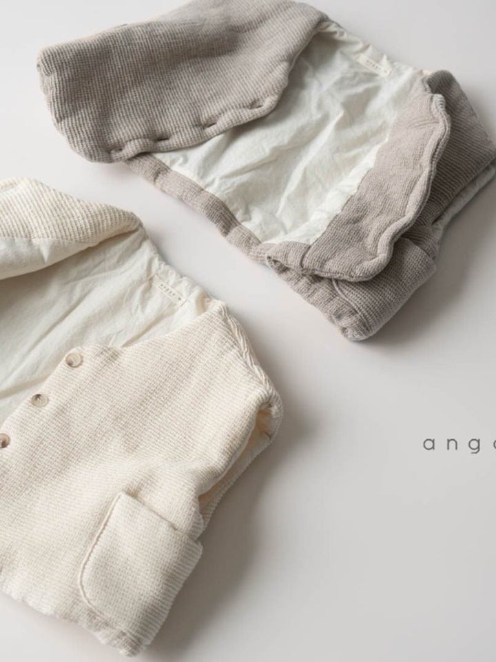 Monble Vest