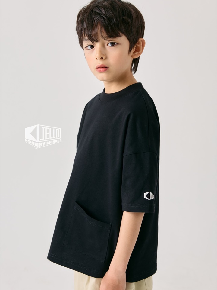 One Pocket Short Sleeve Tee