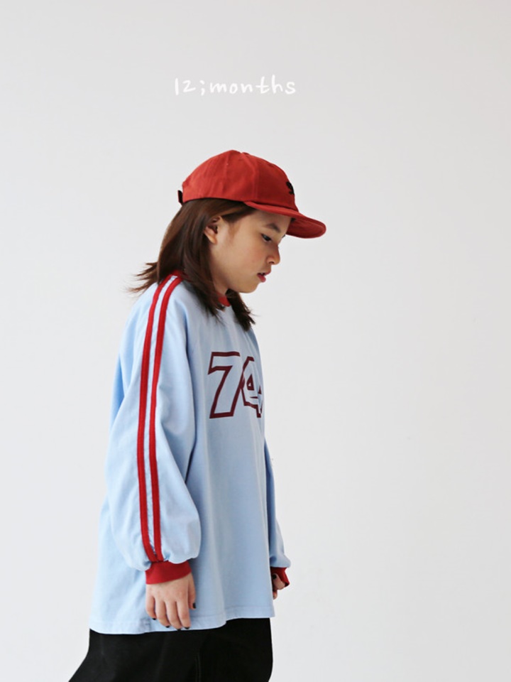 74 Long Sleeve Tee With Mom