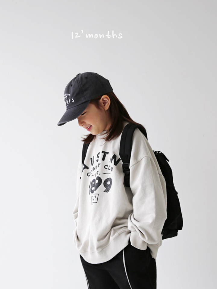 Austin Sweatshirt With Mom