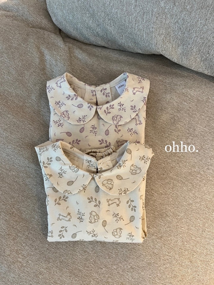 Rabbit Round Blouse