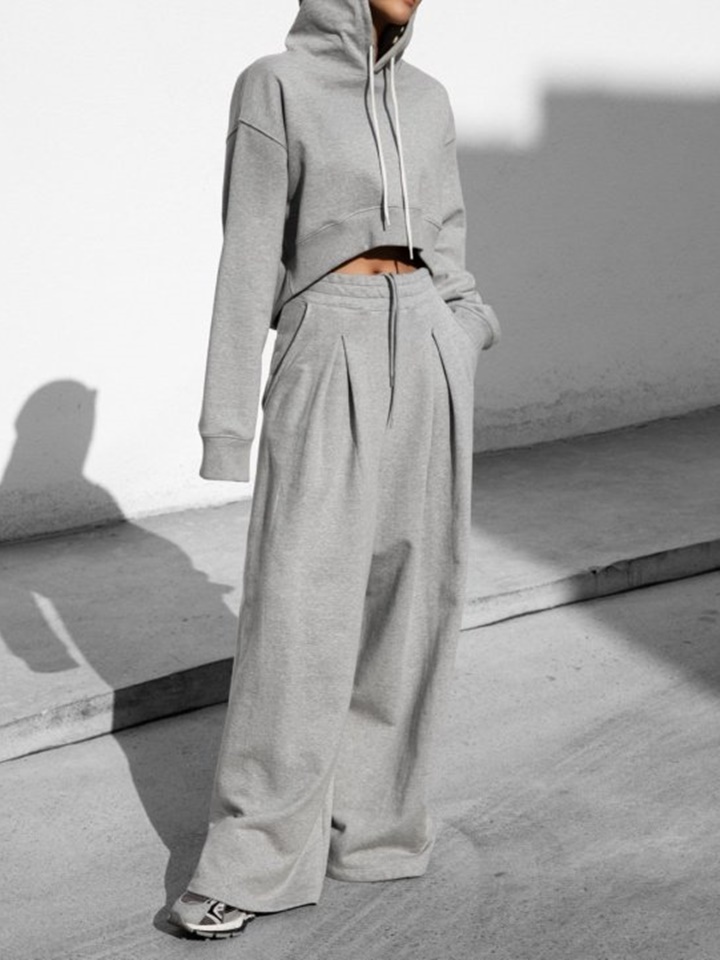 Pin – Tuck Detail Sweat Wide Pants