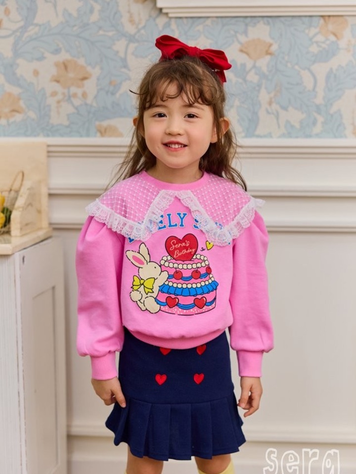 Lace Collar Cake Sweatshirt