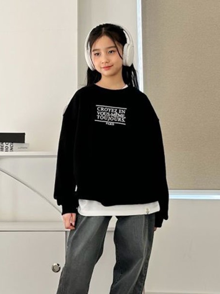 French Embroidery Sweatshirt