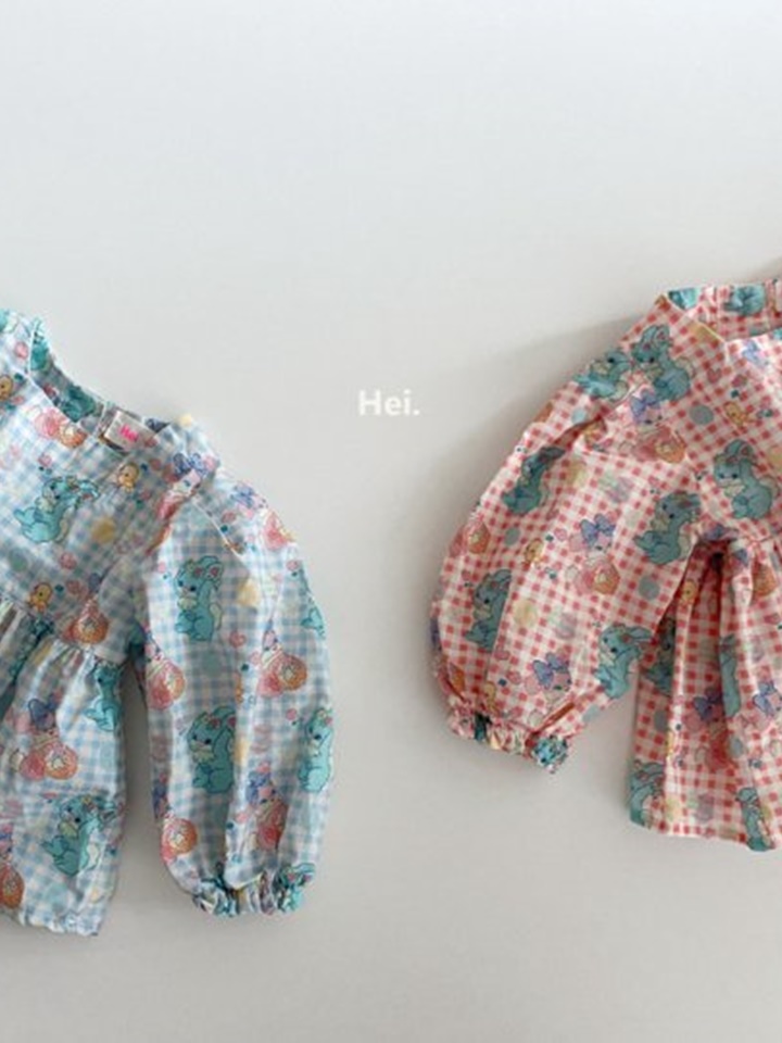 Rabbit Blouse