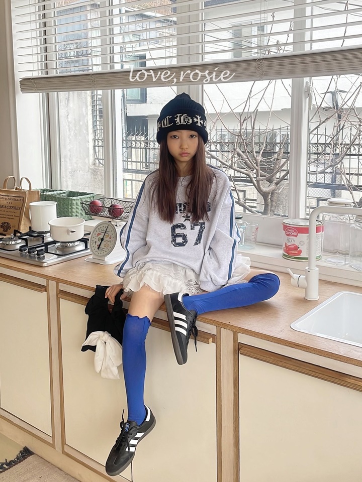 67 Hip Shoulder Tape Sweat Tee With Mom