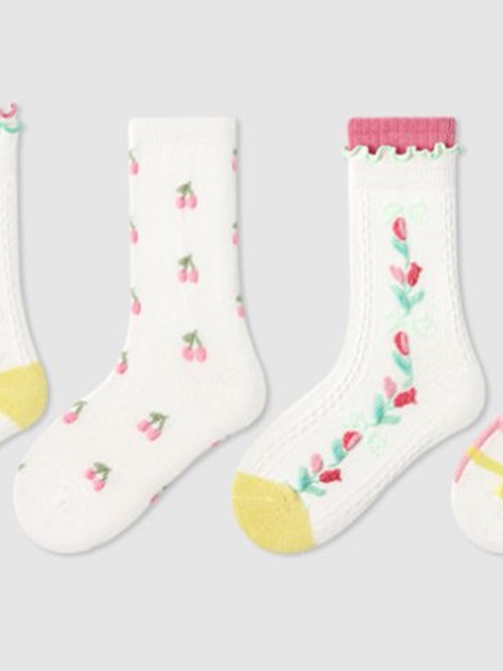 624 Cherry Flower Socks