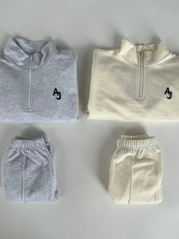Embroidery Anorak Top Bottom Set