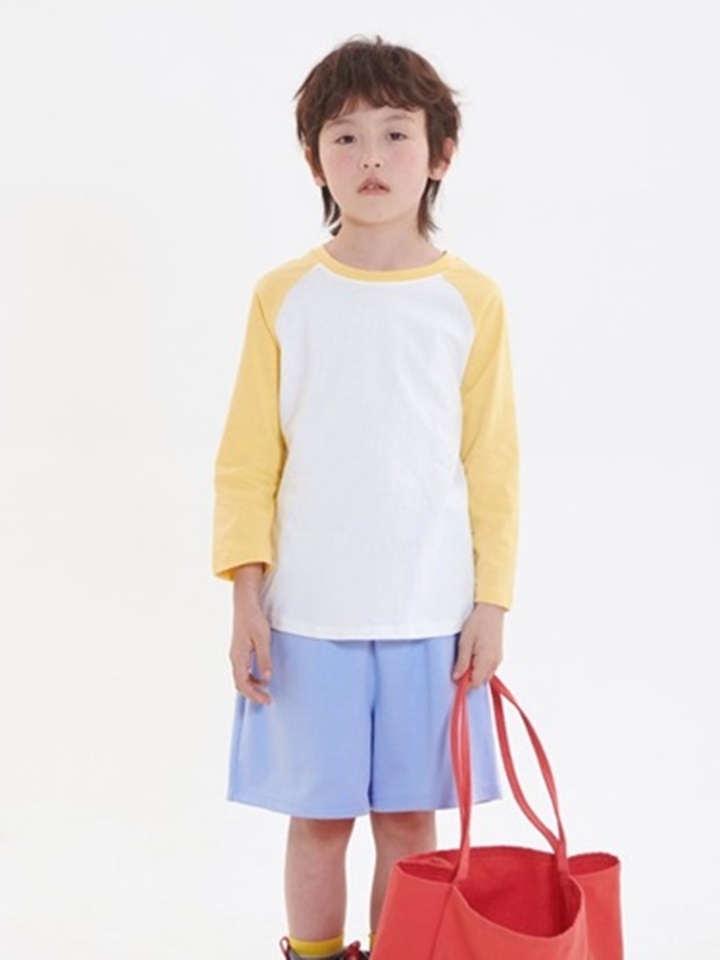 New Color Raglan Three Quarter Tee