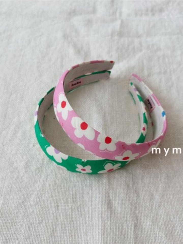 Actress Hair Band