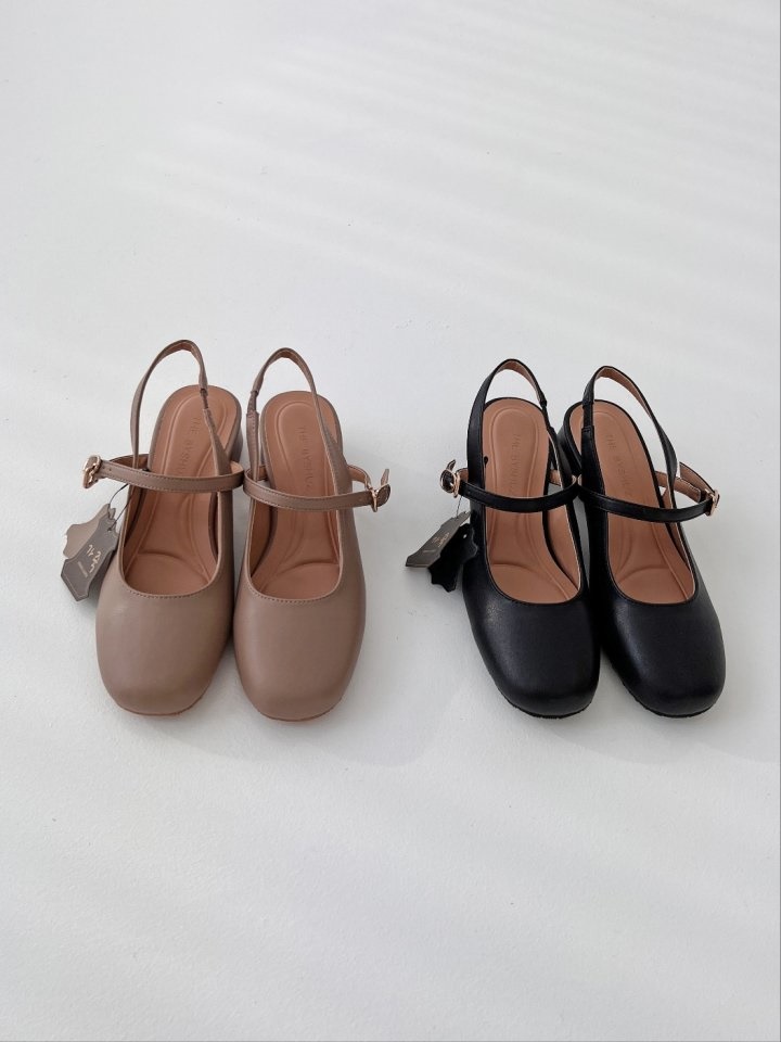 45 Sandals