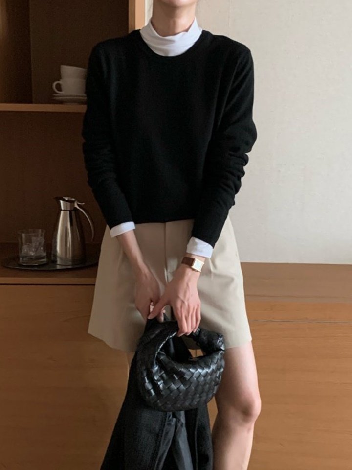 Wool C Double Lipped Round Neck Knit