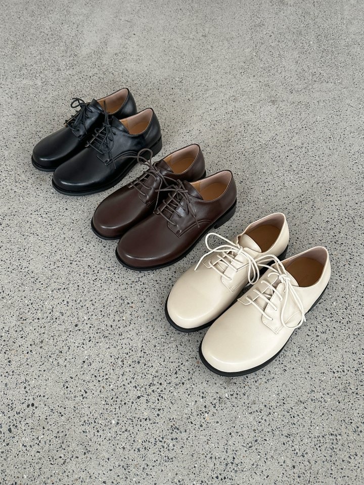 4003 Flats