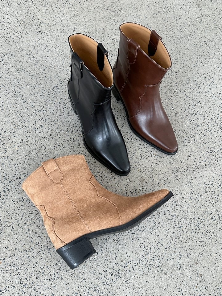 4001 Boots
