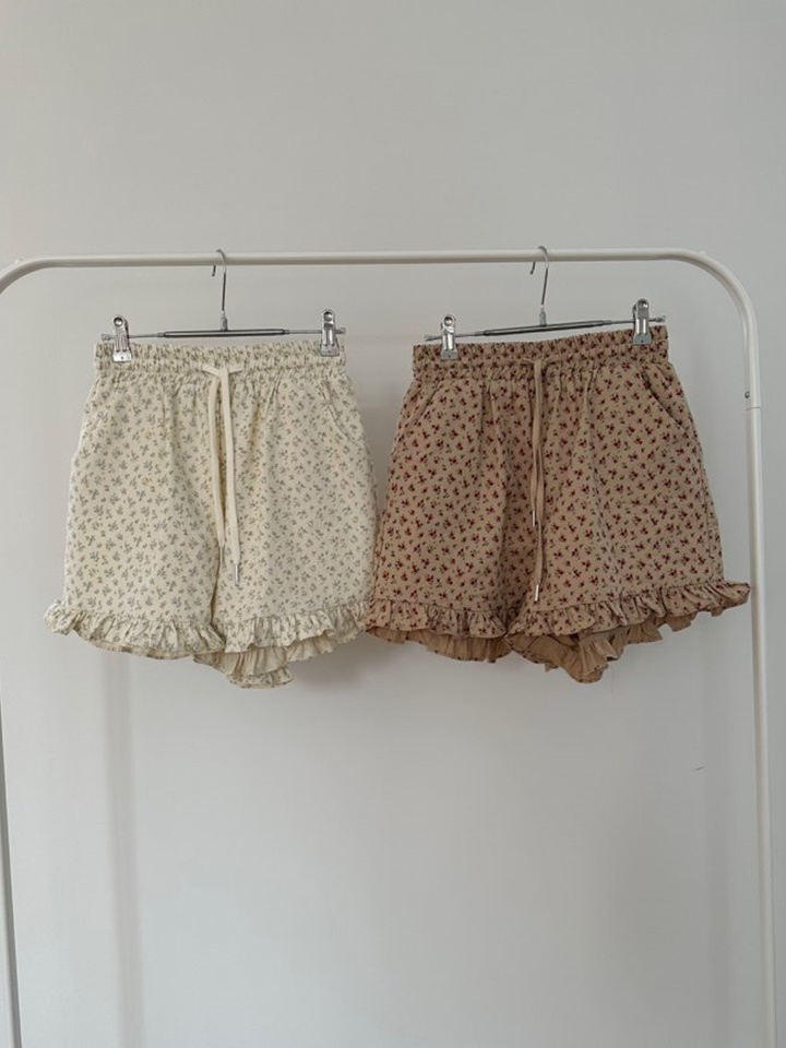 Cozy Frill Shorts