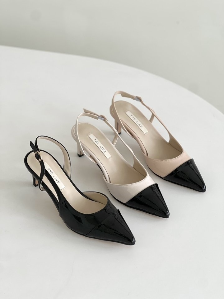 2914  Sandals