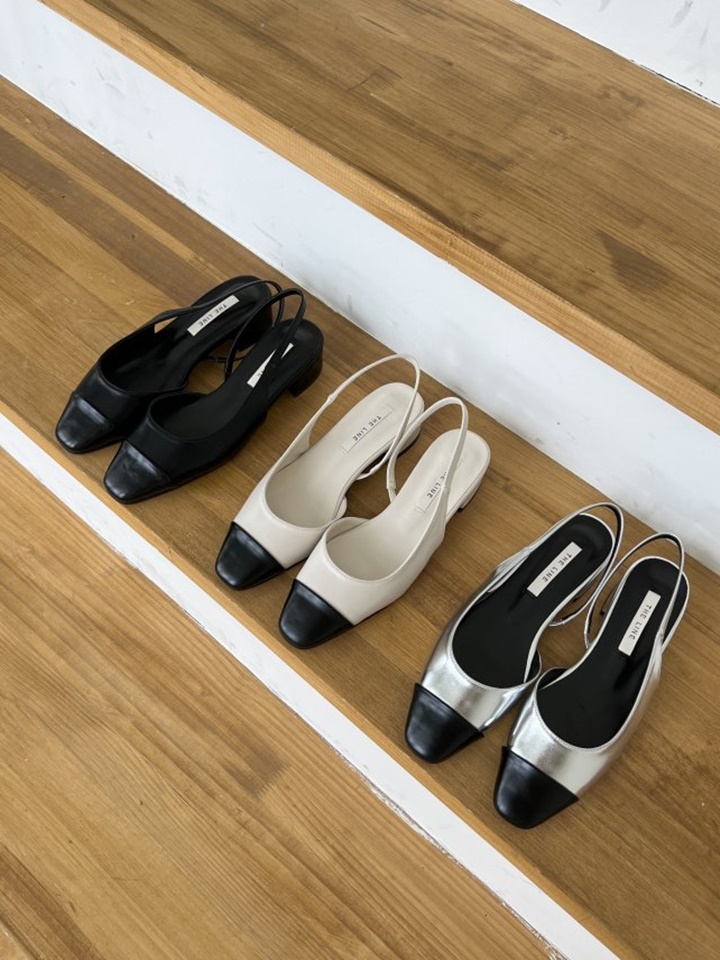 2913  Sandals