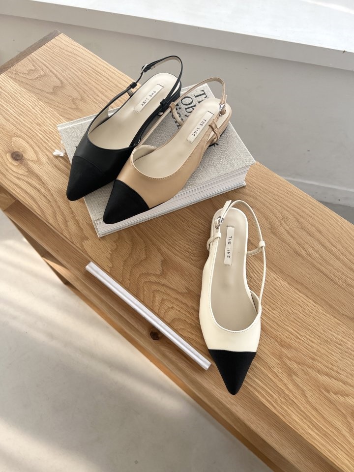 2911  Sandals