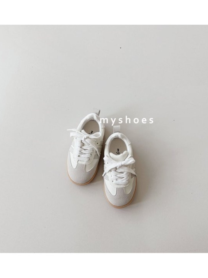 Chalk  Slip on