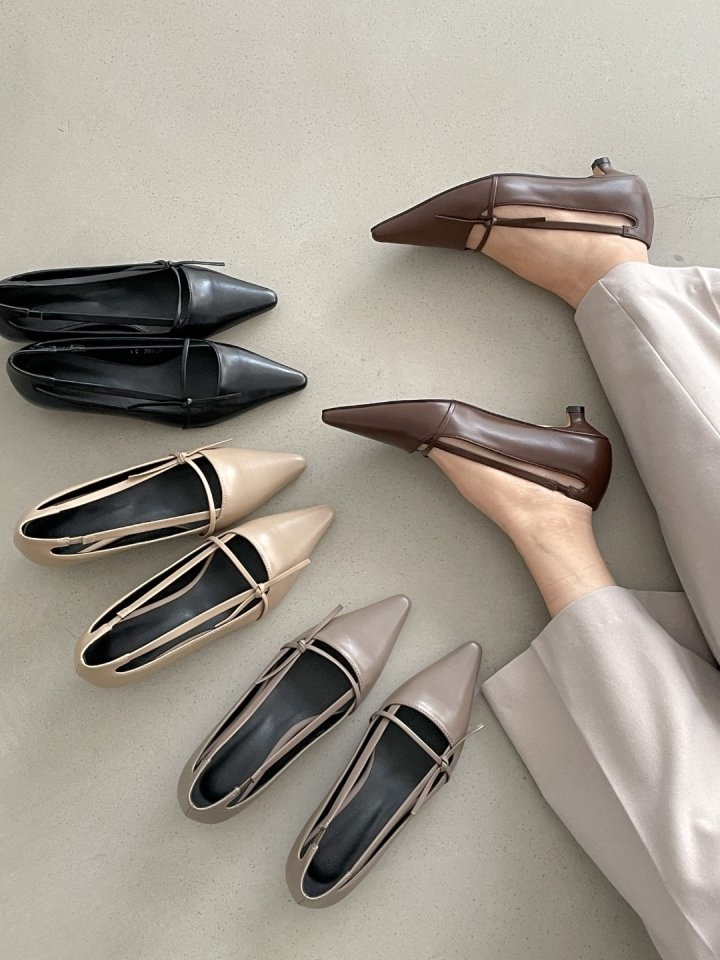C2081 Flats