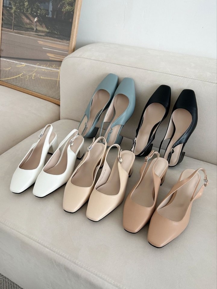 5002 Sandals