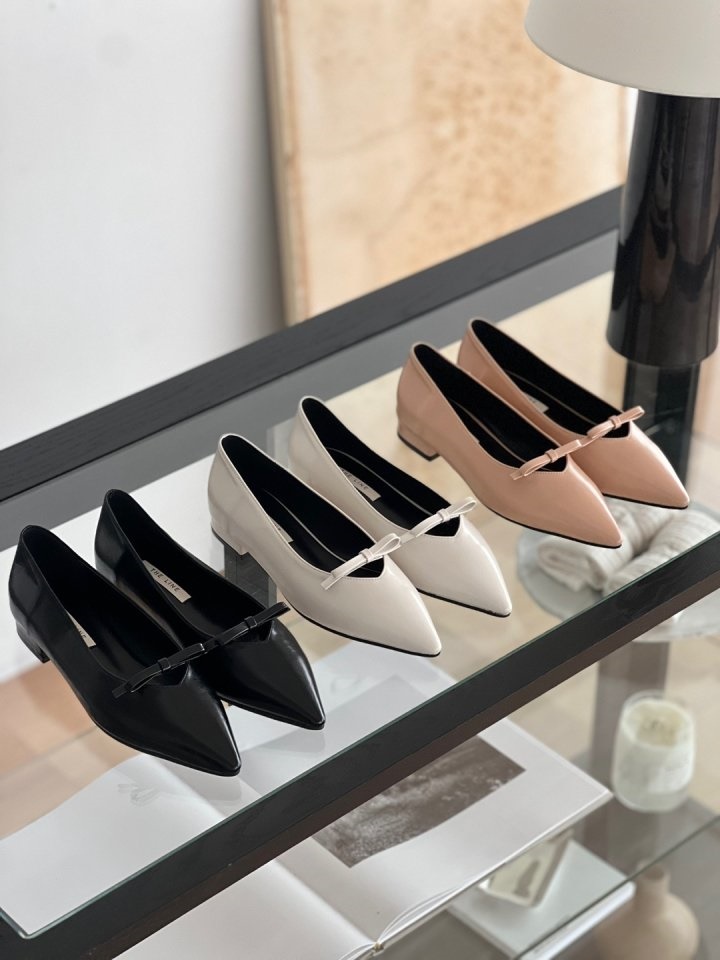 T2905 Flats