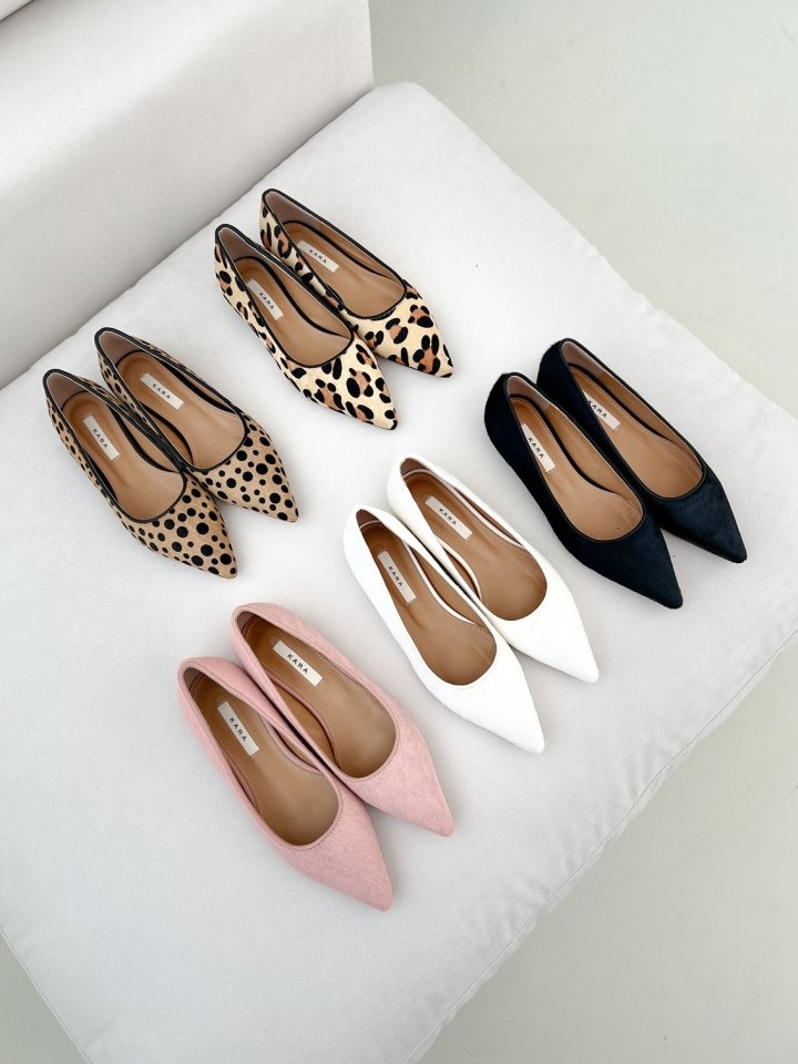 K9024 Flats