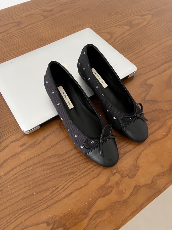 UDC 9081 Flats & Ballerinas