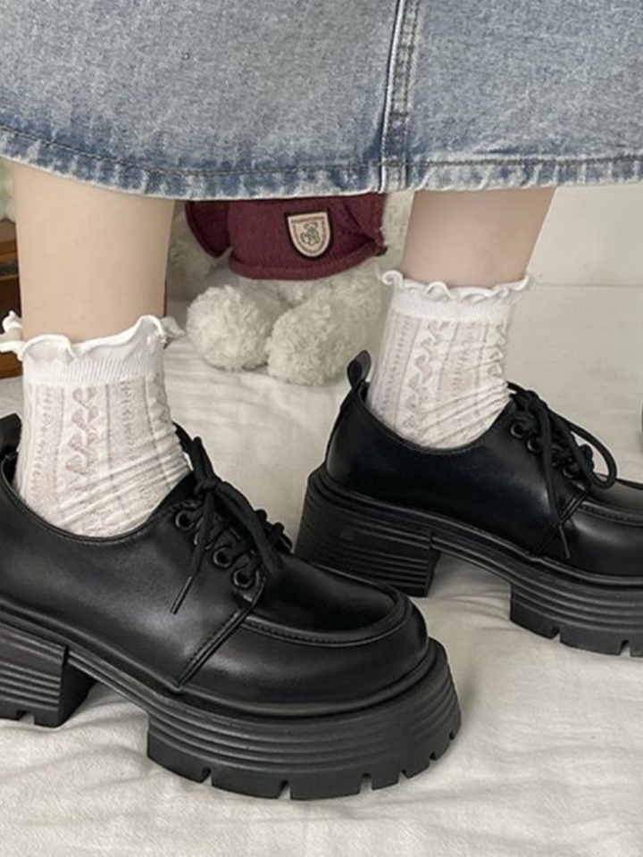 TH t002 Flats & Ballerinas