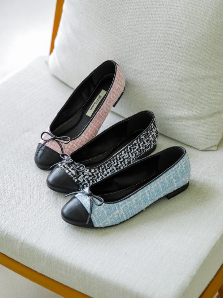SS 236 Flats & Ballerinas