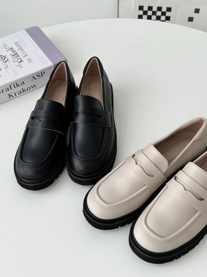 BY 8071 Flats & Ballerinas