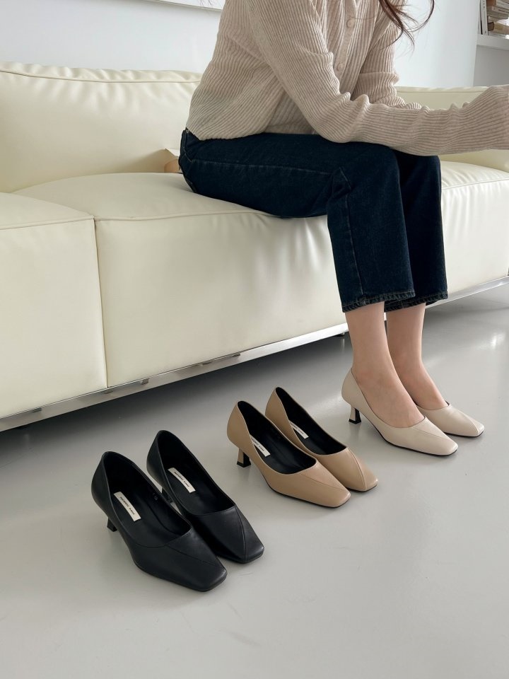 UDC 9083 Flats & Ballerinas
