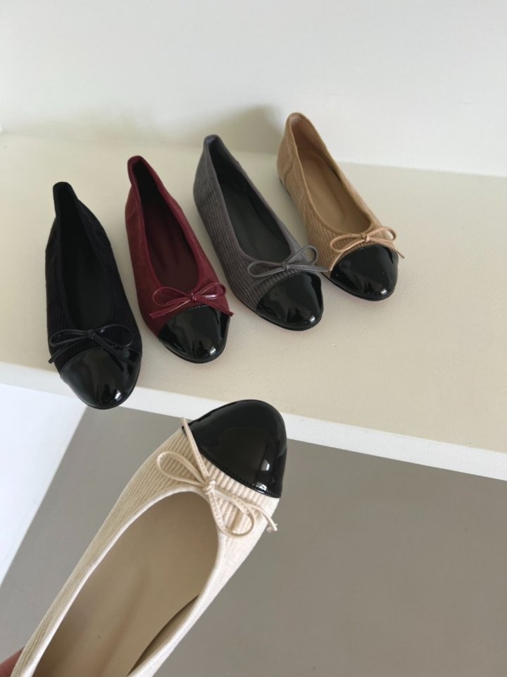 NV 7329 Flats & Ballerinas