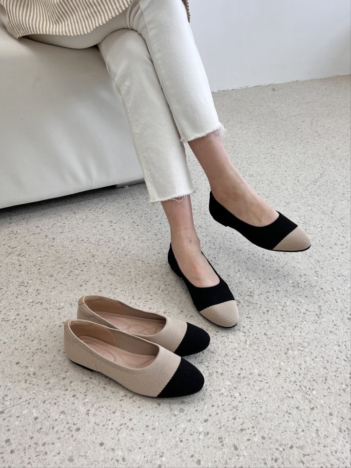 BY 8074  Flats & Ballerinas