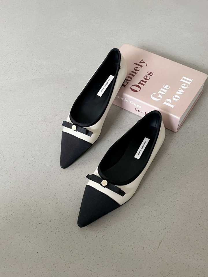 UDC 9090 Flats & Ballerinas