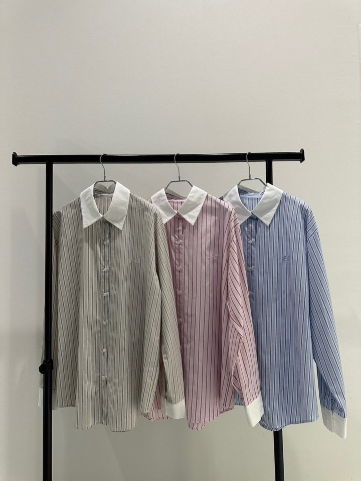 Collar Color Embroidery Shirt