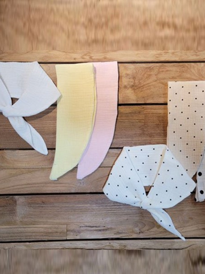 Half Moon Muzi Scarf